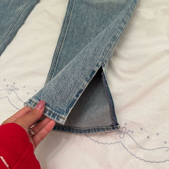 Abercrombie & Fitch 90’s Straight Ultra High Rise Jeans - Picture 6 of 9